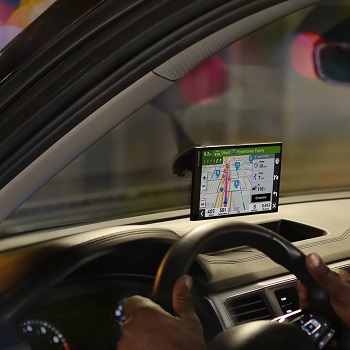 Спутниковые GPS-навигаторы GARMIN DRIVESMART™ 66 и 76: удобство и безопасность на дорогах 